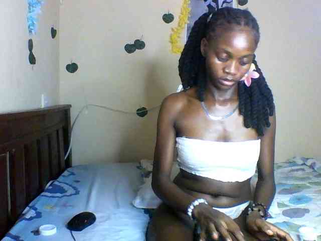 Luna-Noir webcam