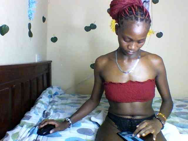 Luna-Noir webcam