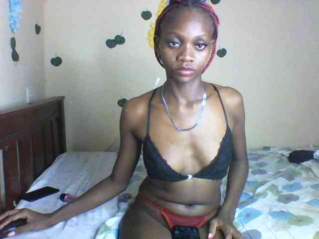 Luna-Noir webcam