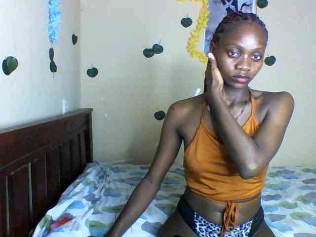 Luna-Noir webcam