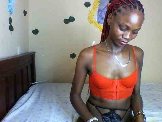 Luna-Noir webcam