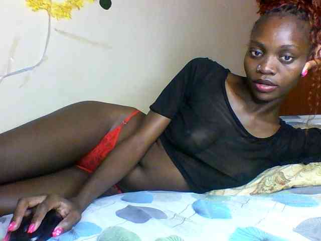 Luna-Noir webcam