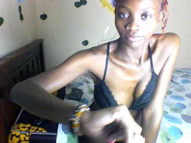 Luna-Noir webcam