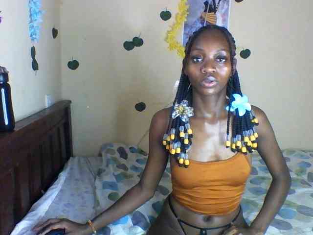 Luna-Noir webcam