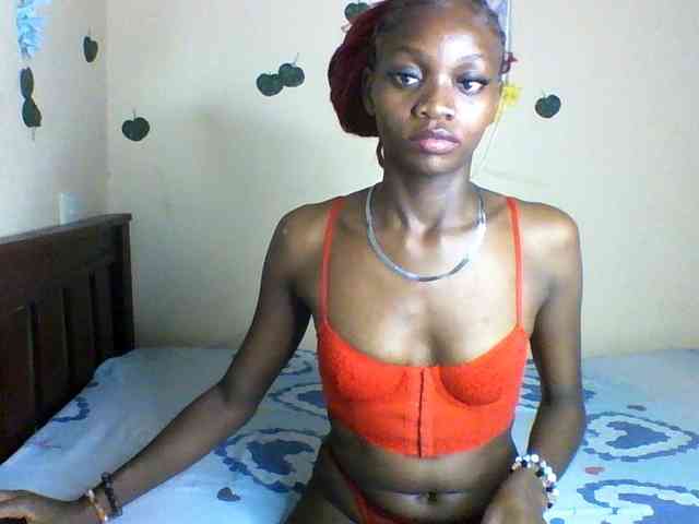 Luna-Noir webcam