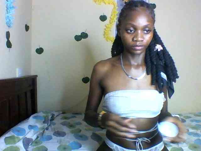 Luna-Noir webcam