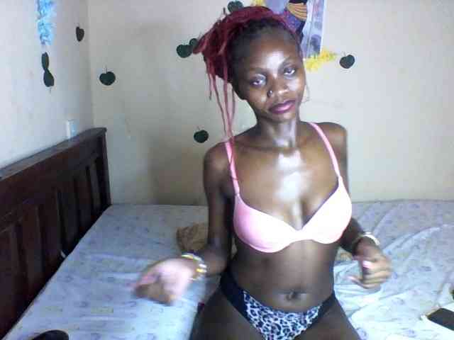 Luna-Noir webcam