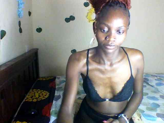Luna-Noir webcam