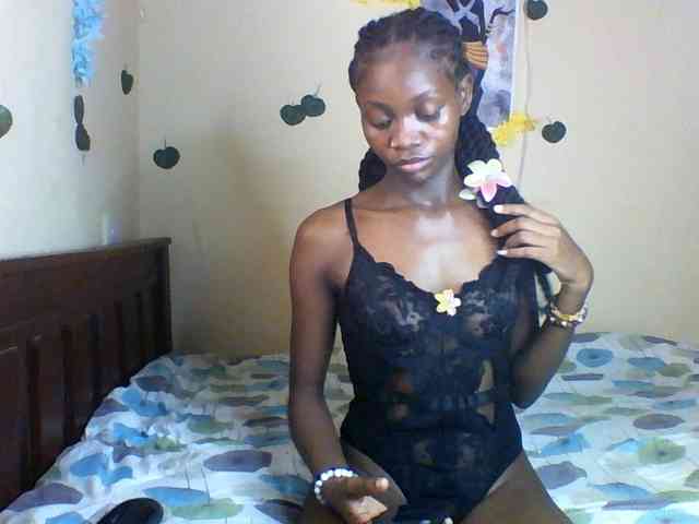 Luna-Noir webcam