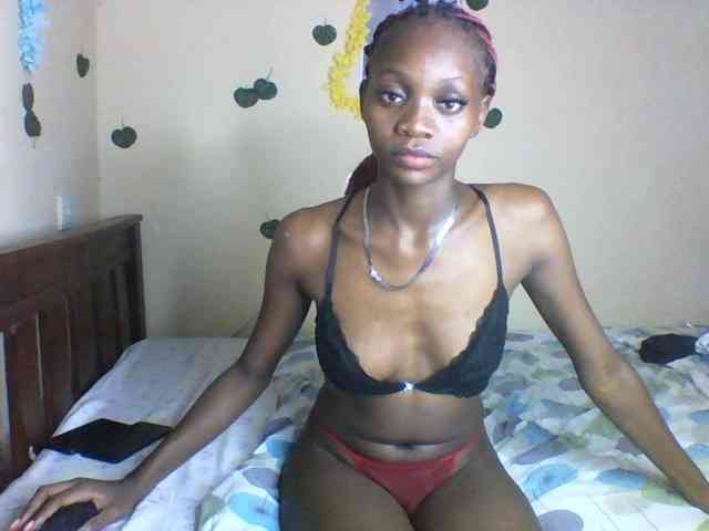 Luna-Noir webcam