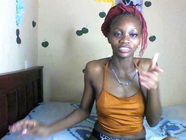 Luna-Noir webcam