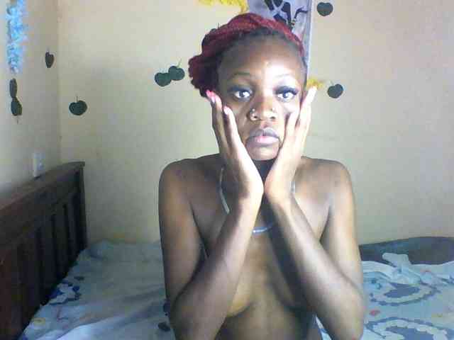 Luna-Noir webcam