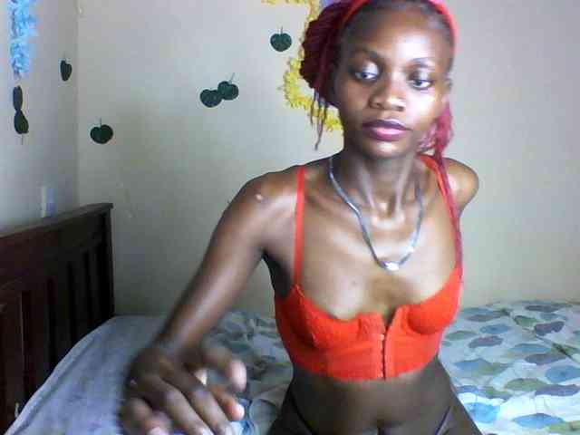 Luna-Noir webcam