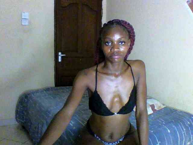 Luna-Noir webcam