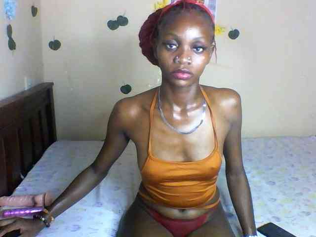 Luna-Noir webcam