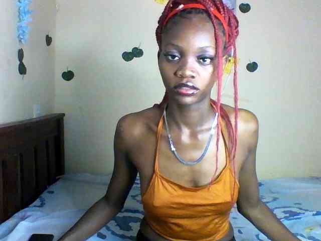 Luna-Noir webcam