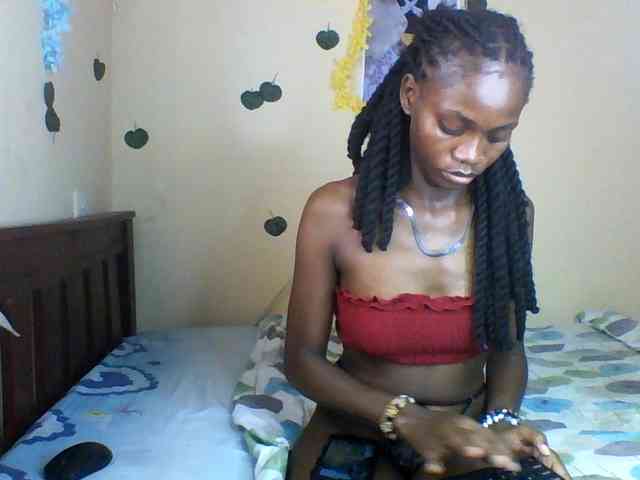 Luna-Noir webcam