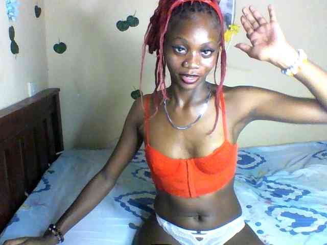 Luna-Noir webcam