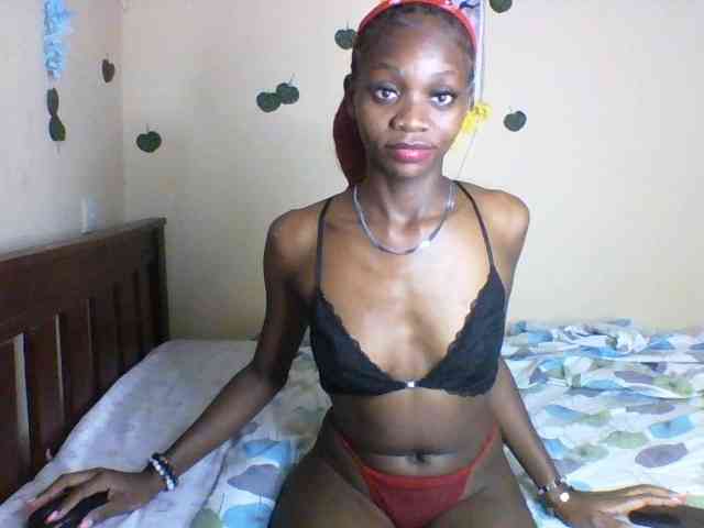 Luna-Noir webcam