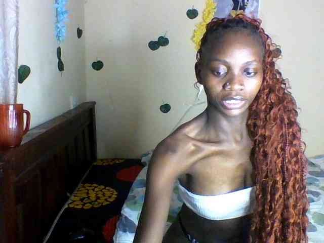 Luna-Noir webcam