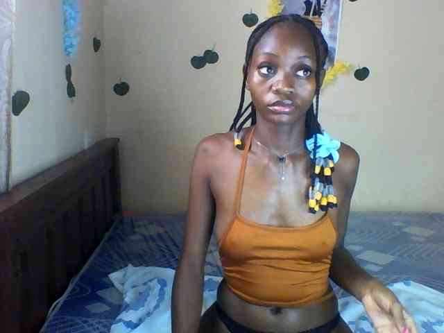 Luna-Noir webcam