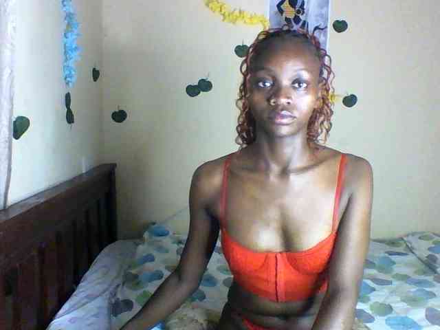Luna-Noir webcam