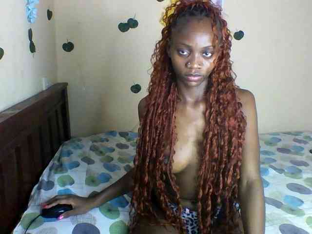 Luna-Noir webcam