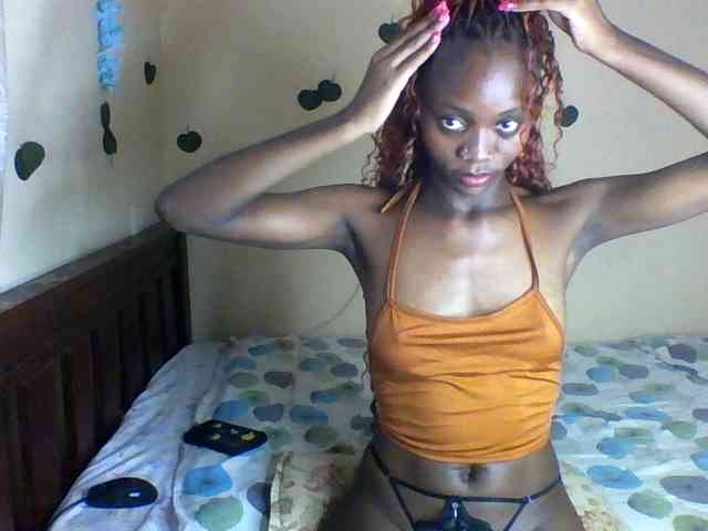 Luna-Noir webcam