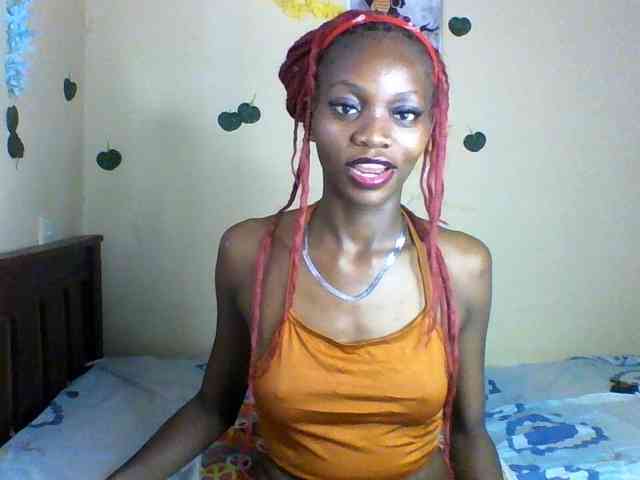 Luna-Noir webcam