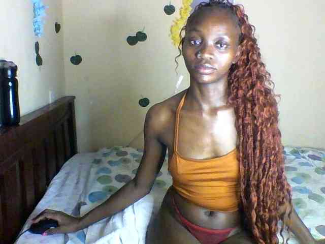Luna-Noir webcam