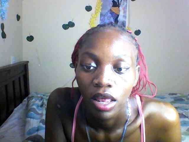 Luna-Noir webcam