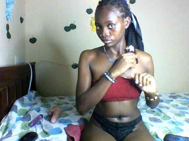 Luna-Noir webcam