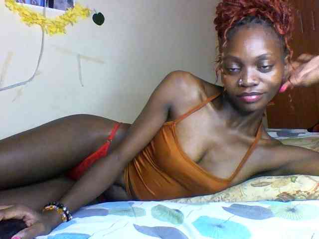 Luna-Noir webcam