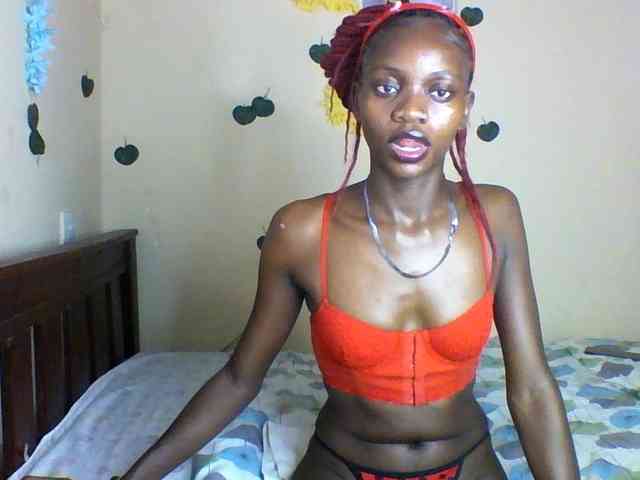 Luna-Noir webcam
