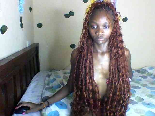 Luna-Noir webcam