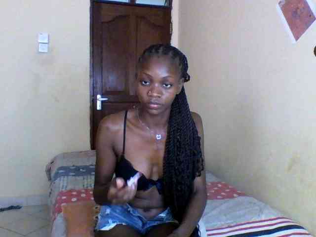Luna-Noir webcam