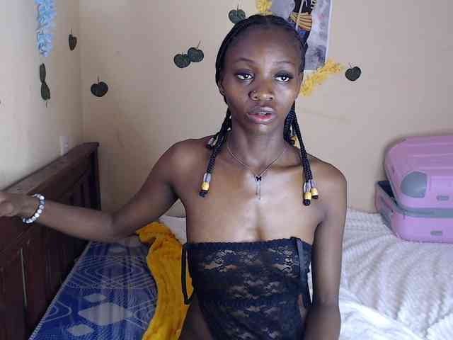 Luna-Noir webcam