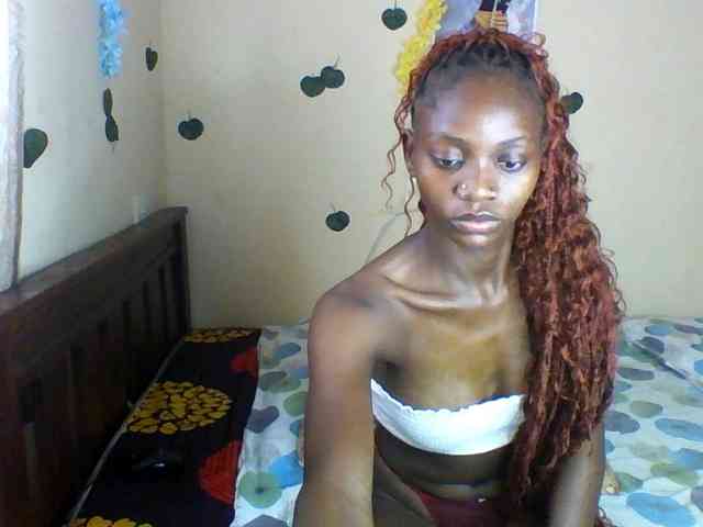 Luna-Noir webcam