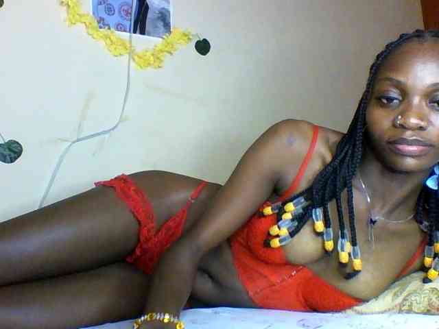 Luna-Noir webcam