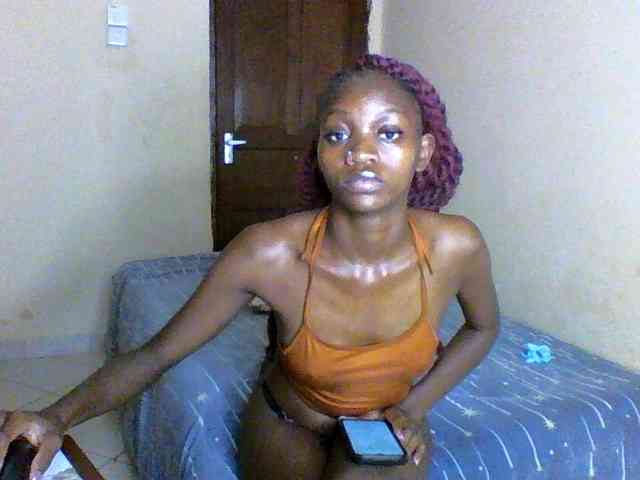 Luna-Noir webcam