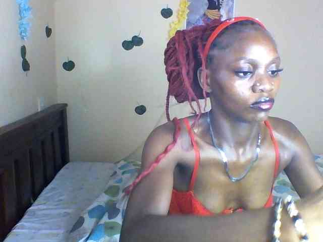Luna-Noir webcam