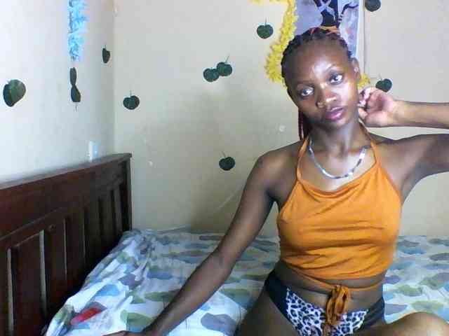 Luna-Noir webcam