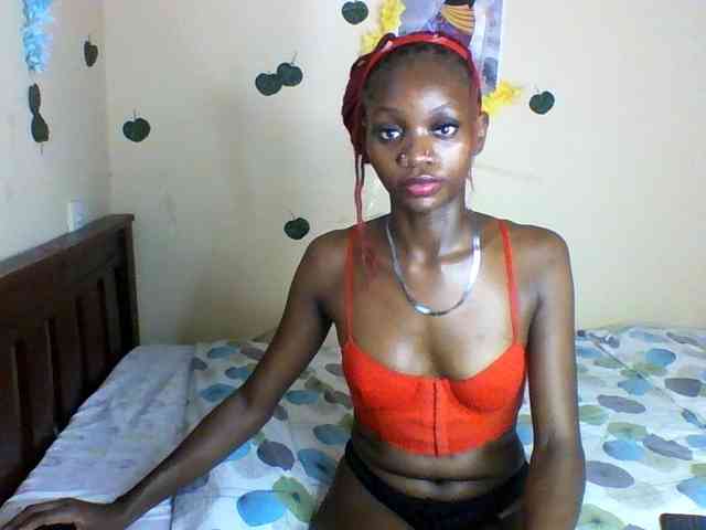 Luna-Noir webcam