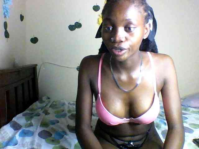 Luna-Noir webcam