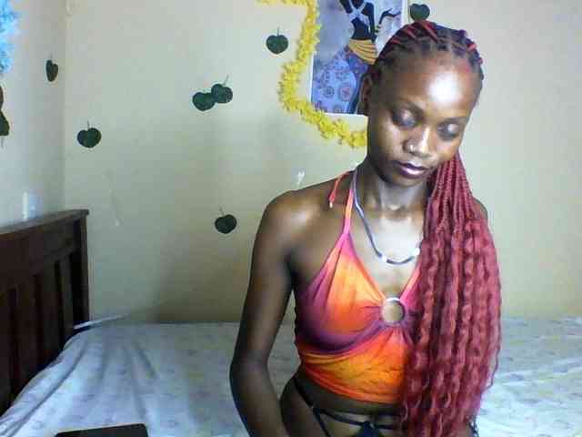 Luna-Noir webcam