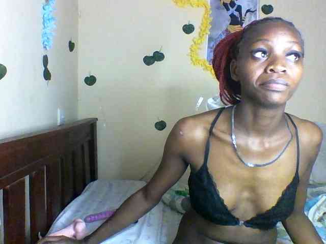 Luna-Noir webcam