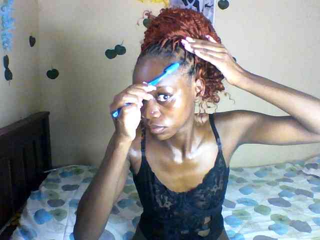 Luna-Noir webcam