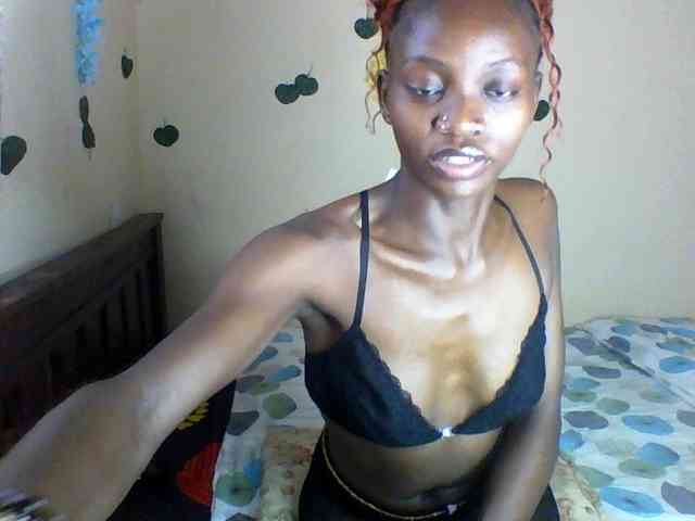 Luna-Noir webcam