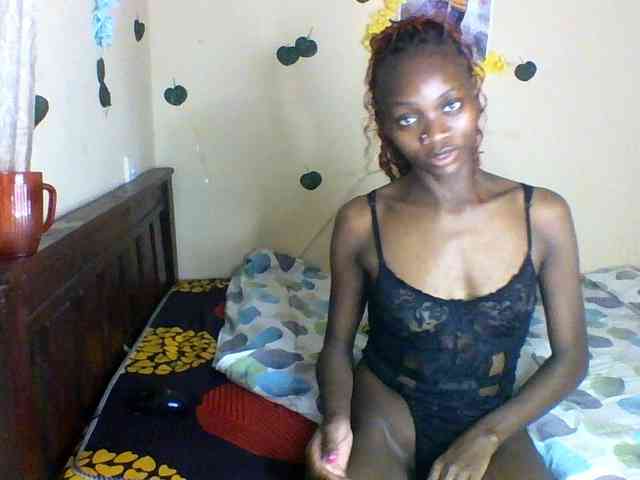 Luna-Noir webcam