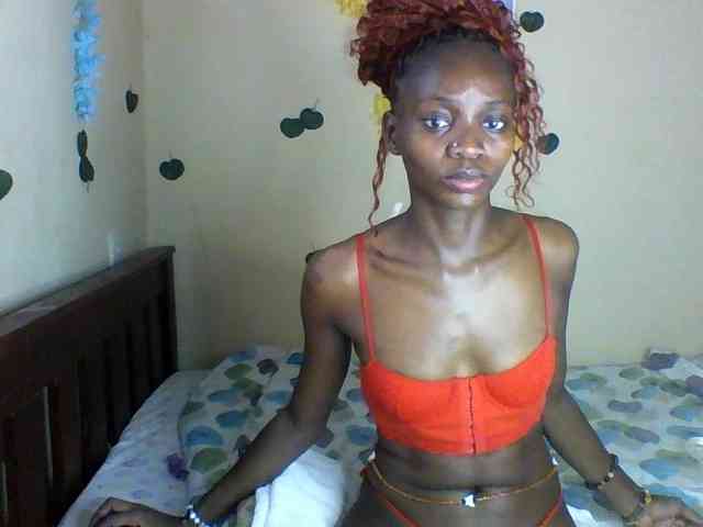 Luna-Noir webcam